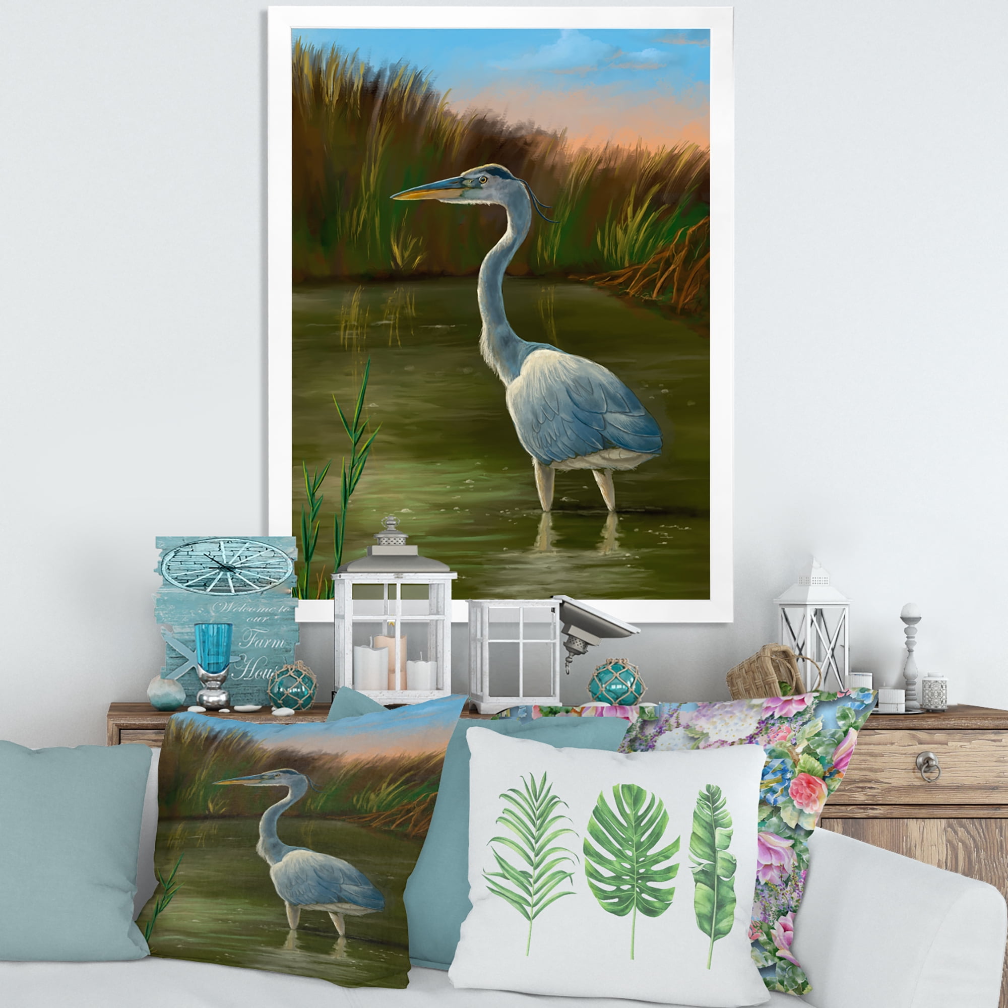 Designart 'Blue Heron Wetland Bird on The Lake Shore' Traditional Framed Art Print