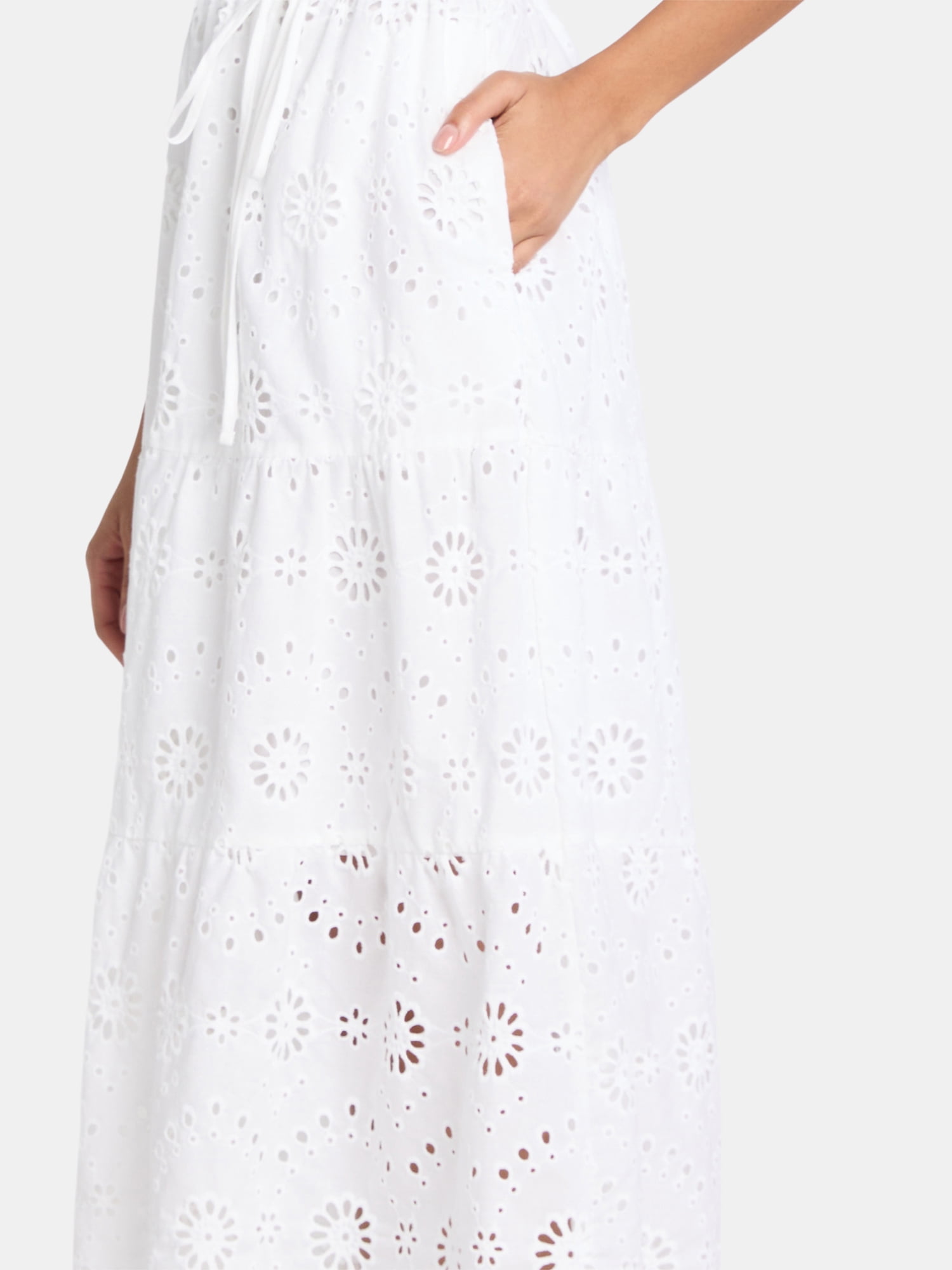Time and Tru Women's Eyelet Halter Dress, Sizes XS-XXXL.