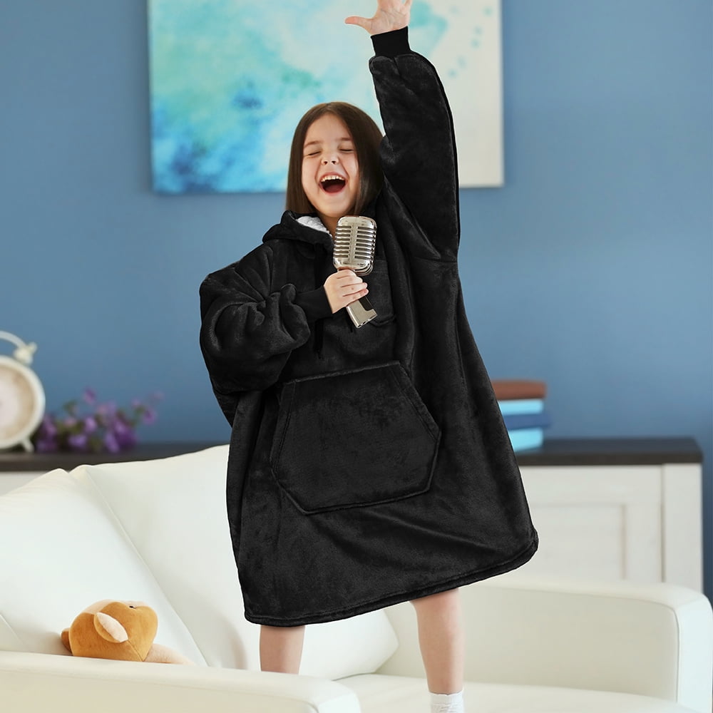PAVILIA Wearable Blanket Sweatshirt for Kids Boy Girl Black, Warm Cozy Giant Blanket Hoodie, Fleece Sherpa Oversized Blanket Sweatshirt with Sleeves, Big Pocket, Christmas Gift