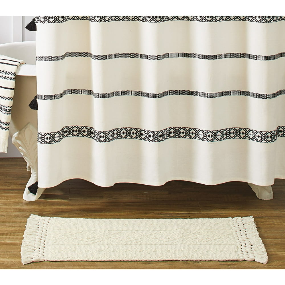Better Homes & Gardens Cotton 20" x 30" SkidResistant Fringed Tribal