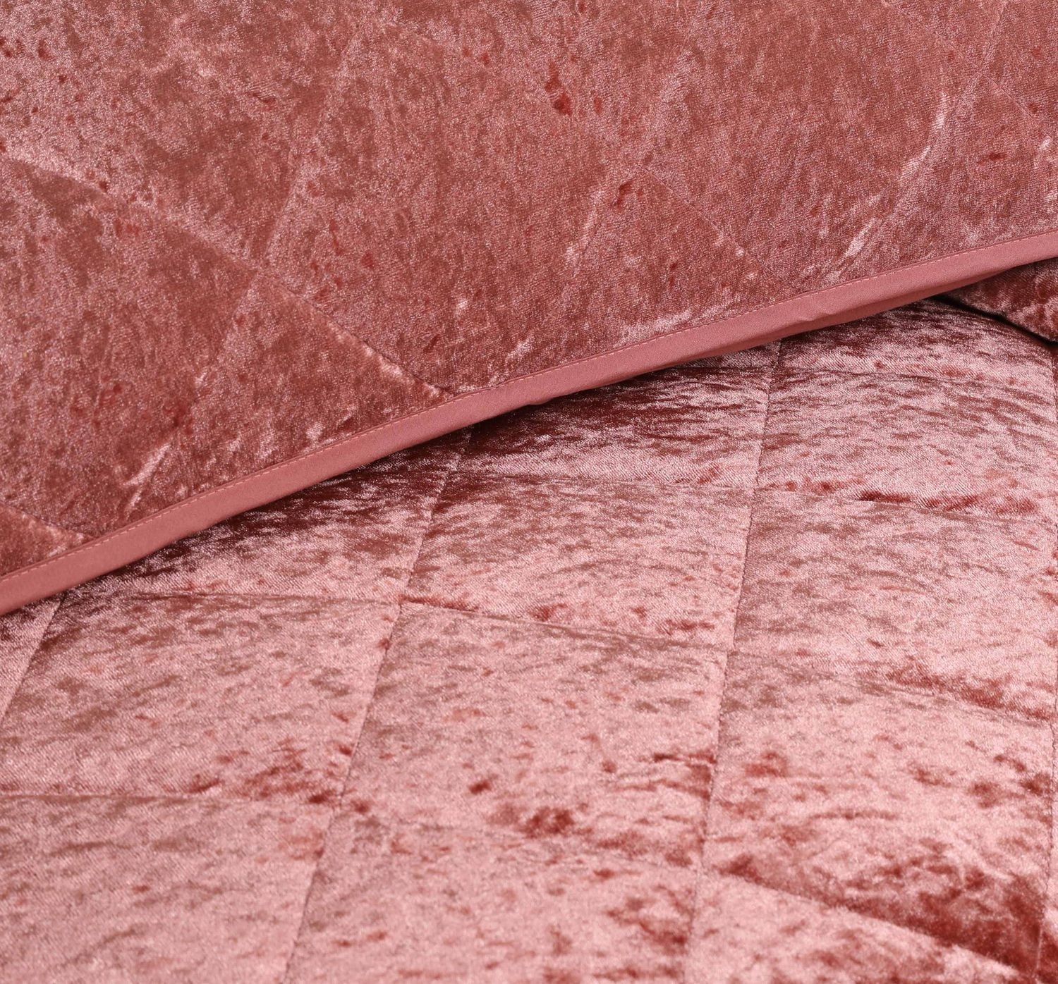 Ensemble de courtepointe en velours à motif de losanges de Swift Home