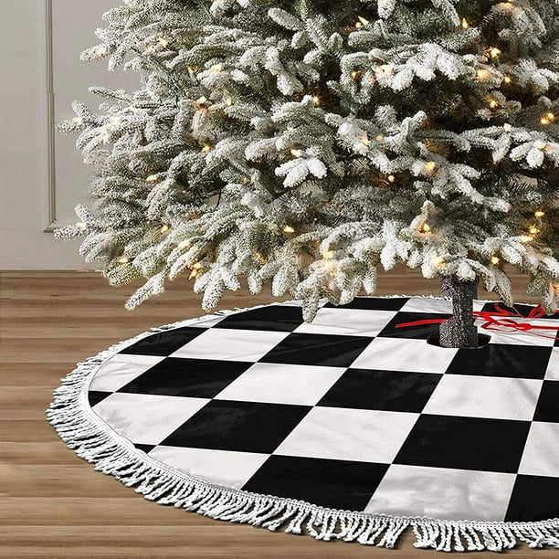 Christmas tree store checkers