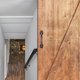 thumbnail image 1 of Hytrove Tirador De Madera Estilo Color Marrón Oscuro Para Puertas Y Muebles Con Instalación Sencilla, 1 of 8