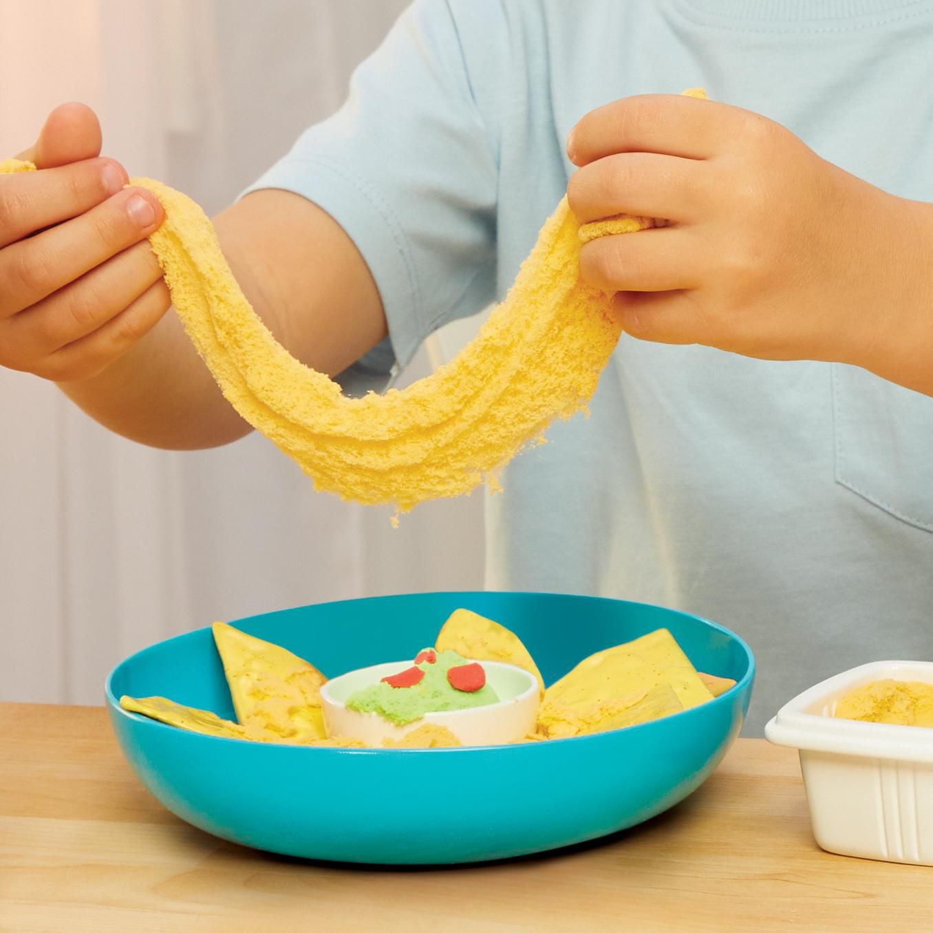Little Tikes Creative Chefs™ Nacho Kit