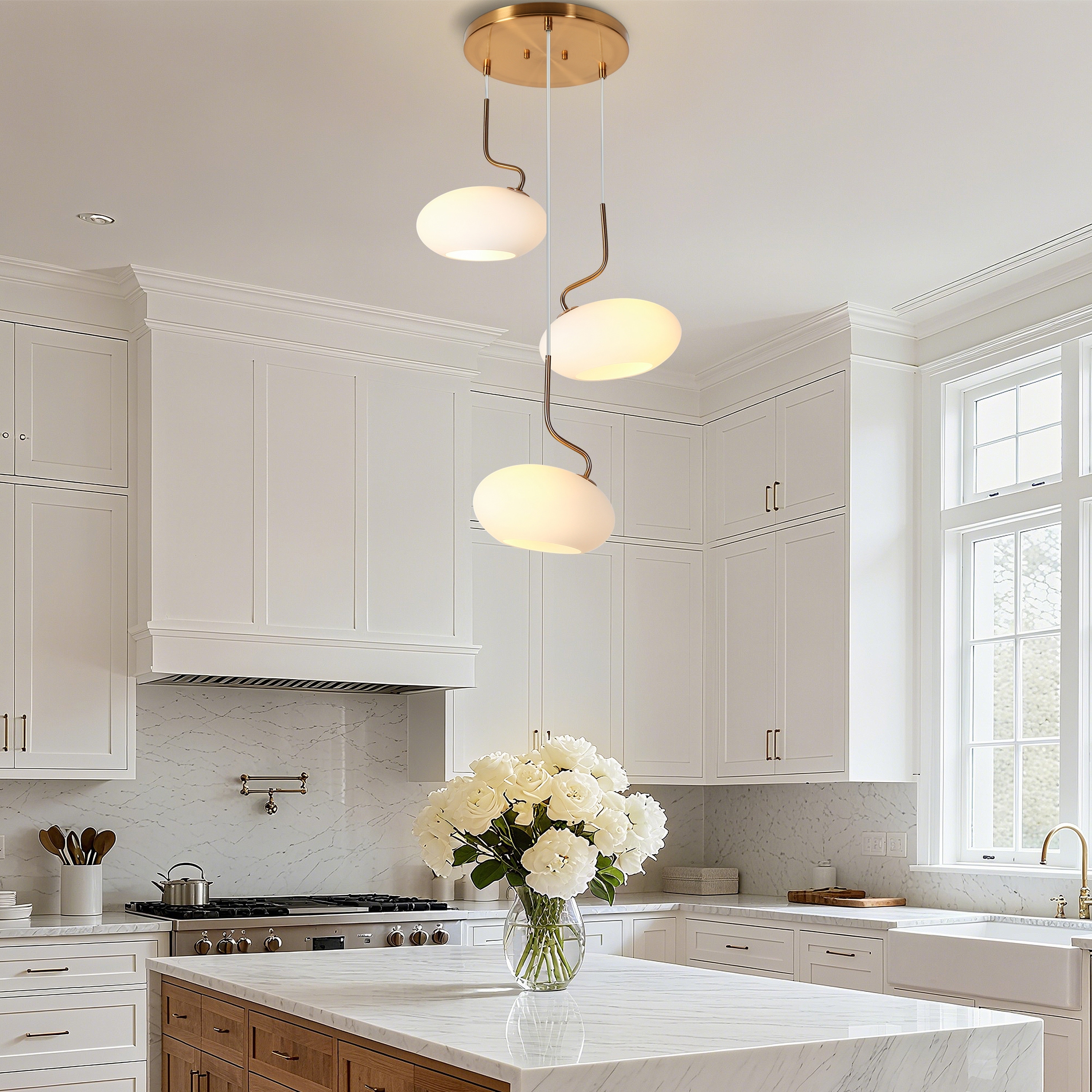 LNC Deglupta 3-Lights 18" Modern Luxury Cluster Integrated LED Chandelier, Gold and White