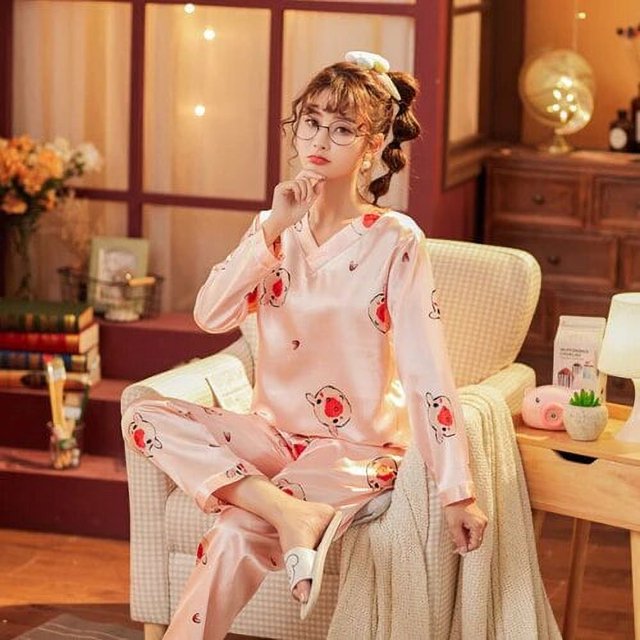Pijamas de seda de manga larga para mujer, ropa de dormir suelta con estampado navideño, pantalones largos para el hogar, novedad de otoño, 2020