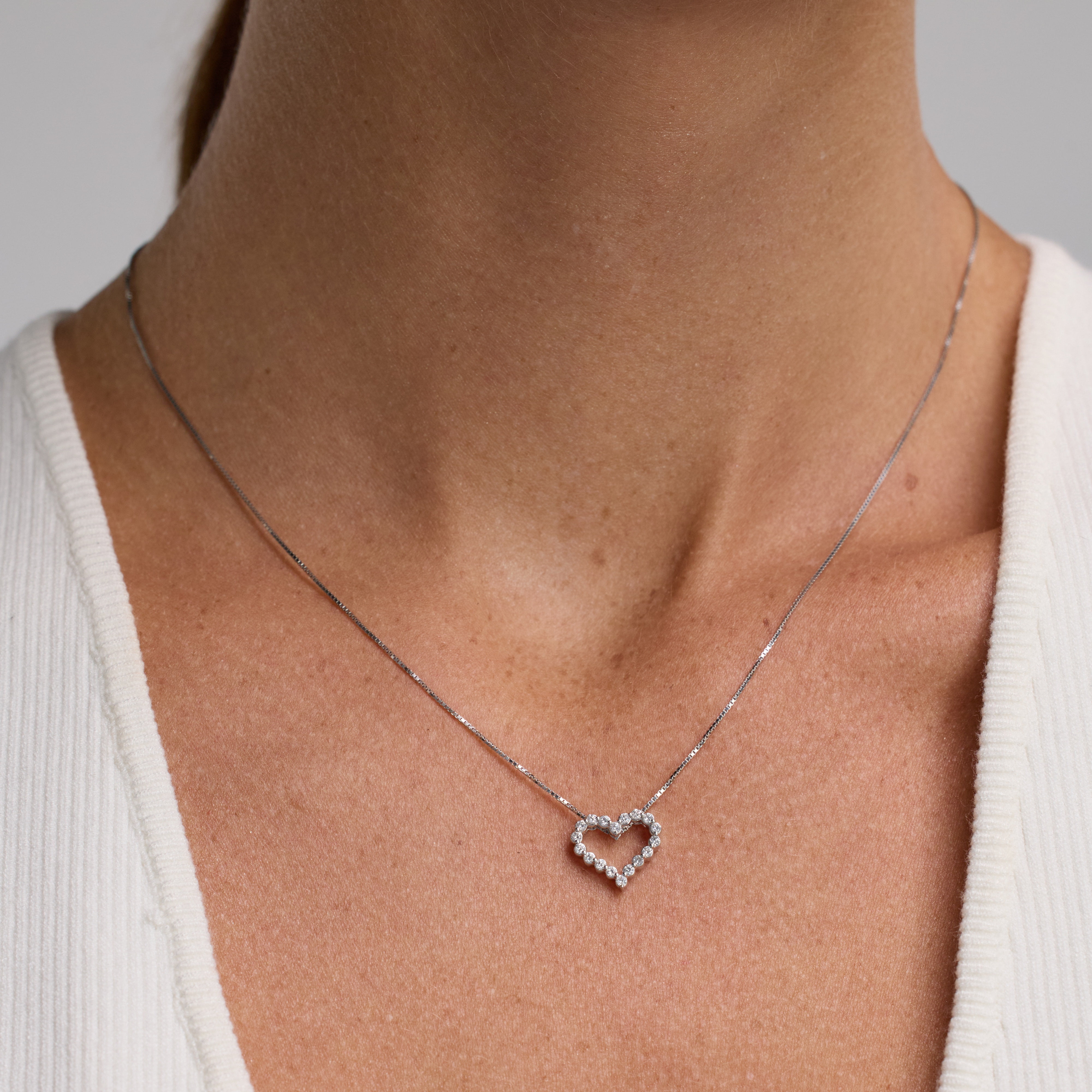 Unique Moments 1/4 Ct Lab Grown Diamond Heart Pendant Necklace in Silver (H-I, SI-I1) 18" for Women