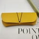 thumbnail image 5 of Estuche para gafas de sol Estuche portátil de PVC para gafas Funda protectora para gafas Bolsa blanda para gafas Estuche plano de moda para gafas, 5 of 6