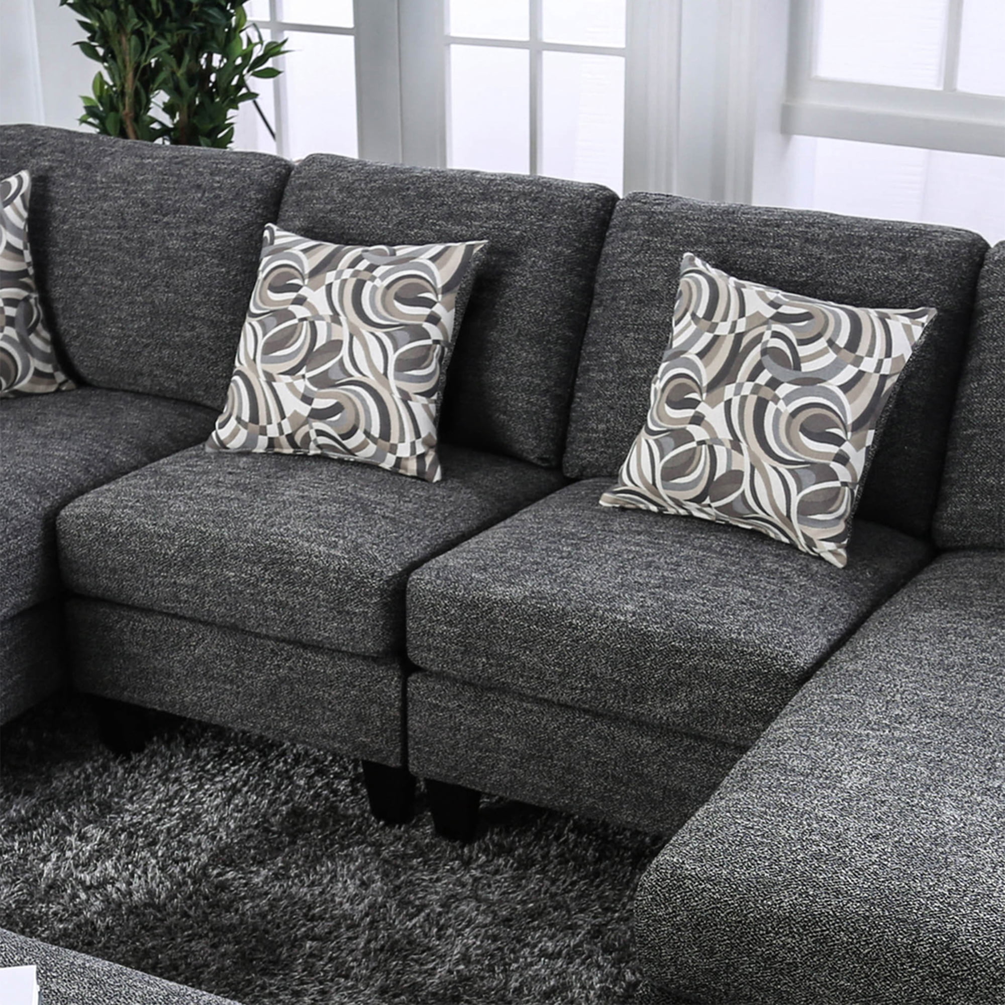 Furniture of America Daniel Sectional Sofa for 4 in Faux Linen Gray