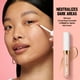 thumbnail image 2 of Corrector REVLON Glimmer 101 Peach 9 ml con cafeína, 2 of 9