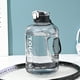 thumbnail image 4 of Botella de agua deportiva de gran capacidad 2200ml | Jarra de plástico sin BPA con asa | Alta resistencia a la temperatura, boca ancha, tapa abatible, marcador de hidratación | Negro, Blanco, Verde, 4 of 7