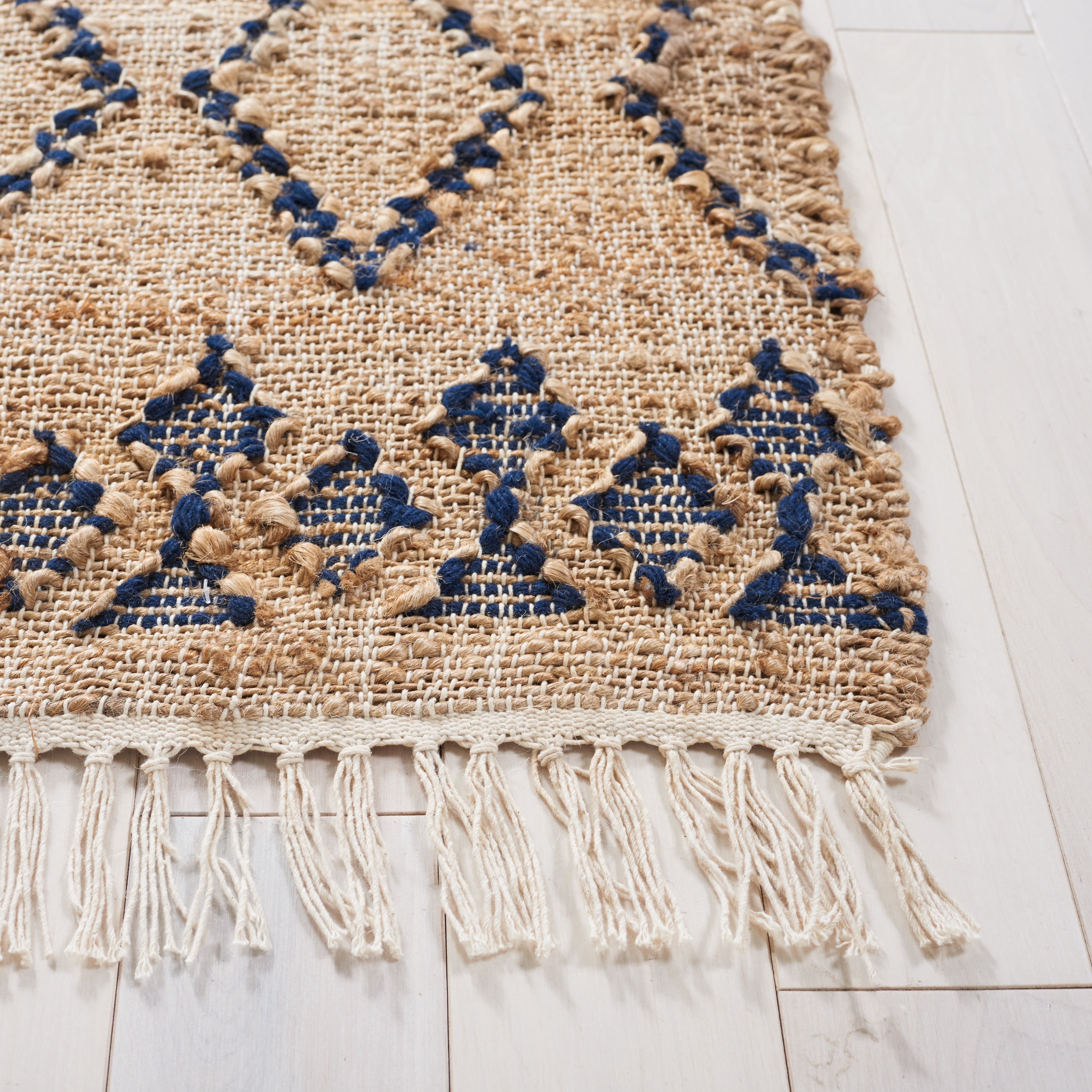 SAFAVIEH Natural Fiber Mia Geometric Area Rug, Blue/Natural, 5' x 8'