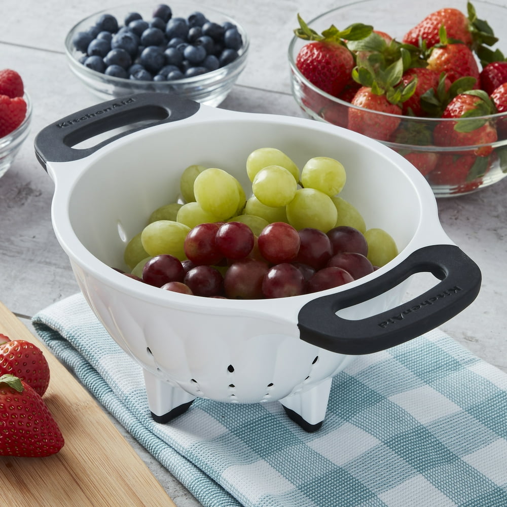 Kitchenaid 1.5quart Colander, White with Black Accents, Dishwasher