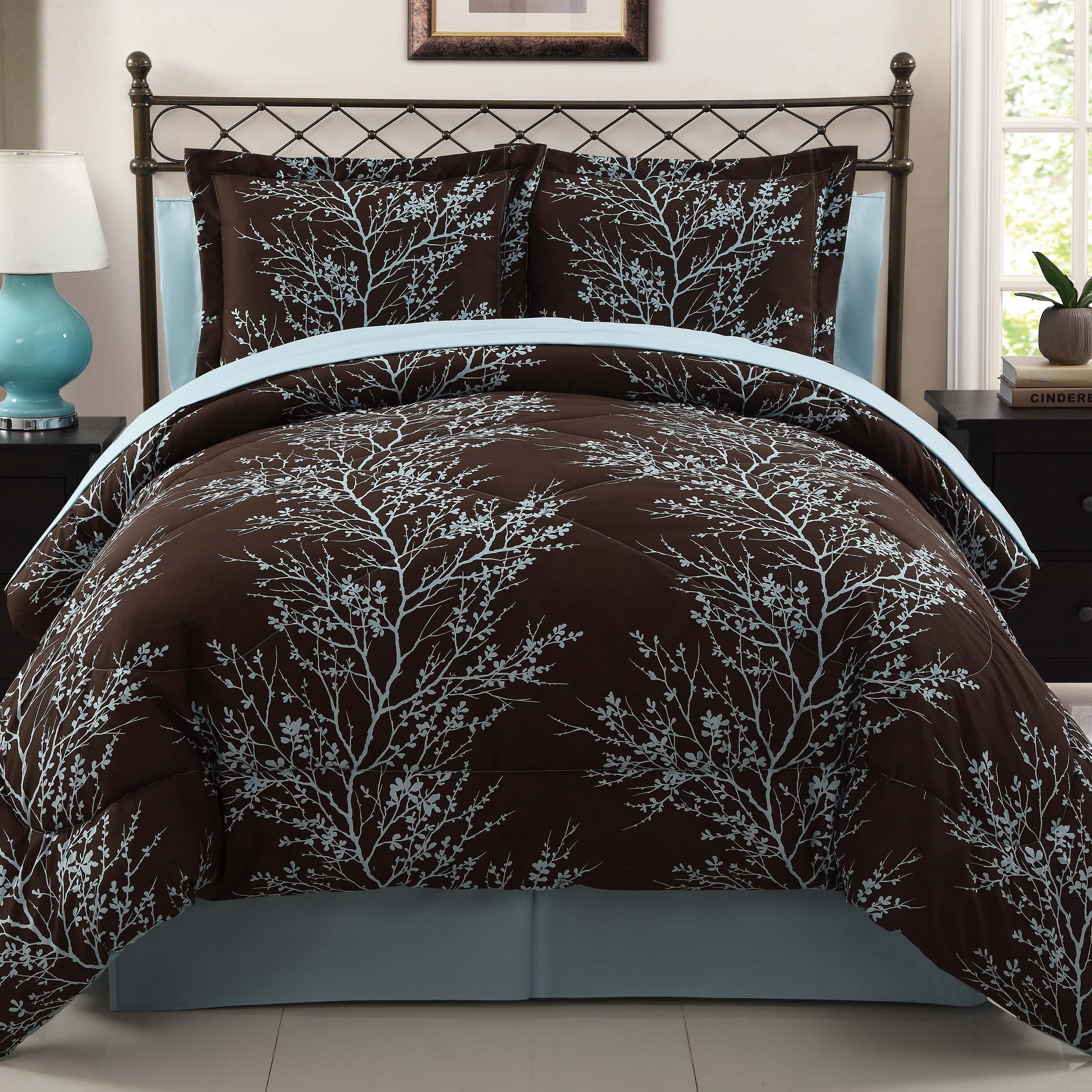 VCNY Home Leaf 8-Piece Blue/Chocolate Branch Reversible Bed in a Bag, Queen, Adult, Unisex