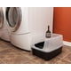 thumbnail image 2 of Caja de Arena Grande IRIS USA Negro con Escudo Anti-Salpicaduras y Paleta para Gatos, 2 of 8