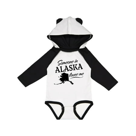 

Inktastic Someone in Alaska Loves Me Gift Baby Boy or Baby Girl Long Sleeve Bodysuit