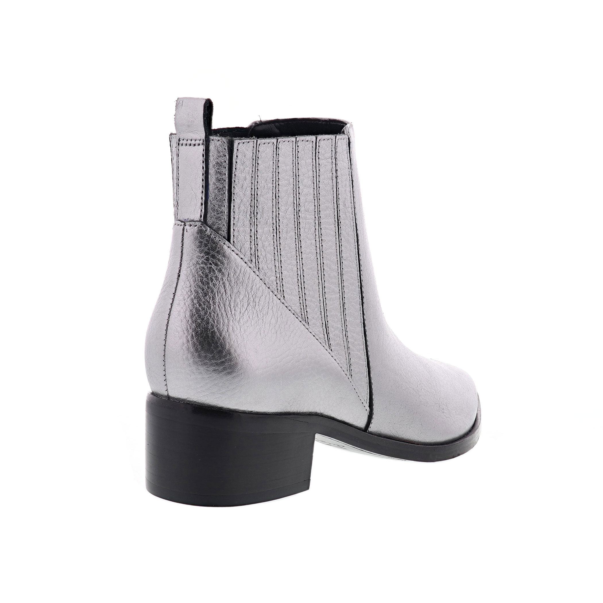marc fisher ltd yommi chelsea bootie