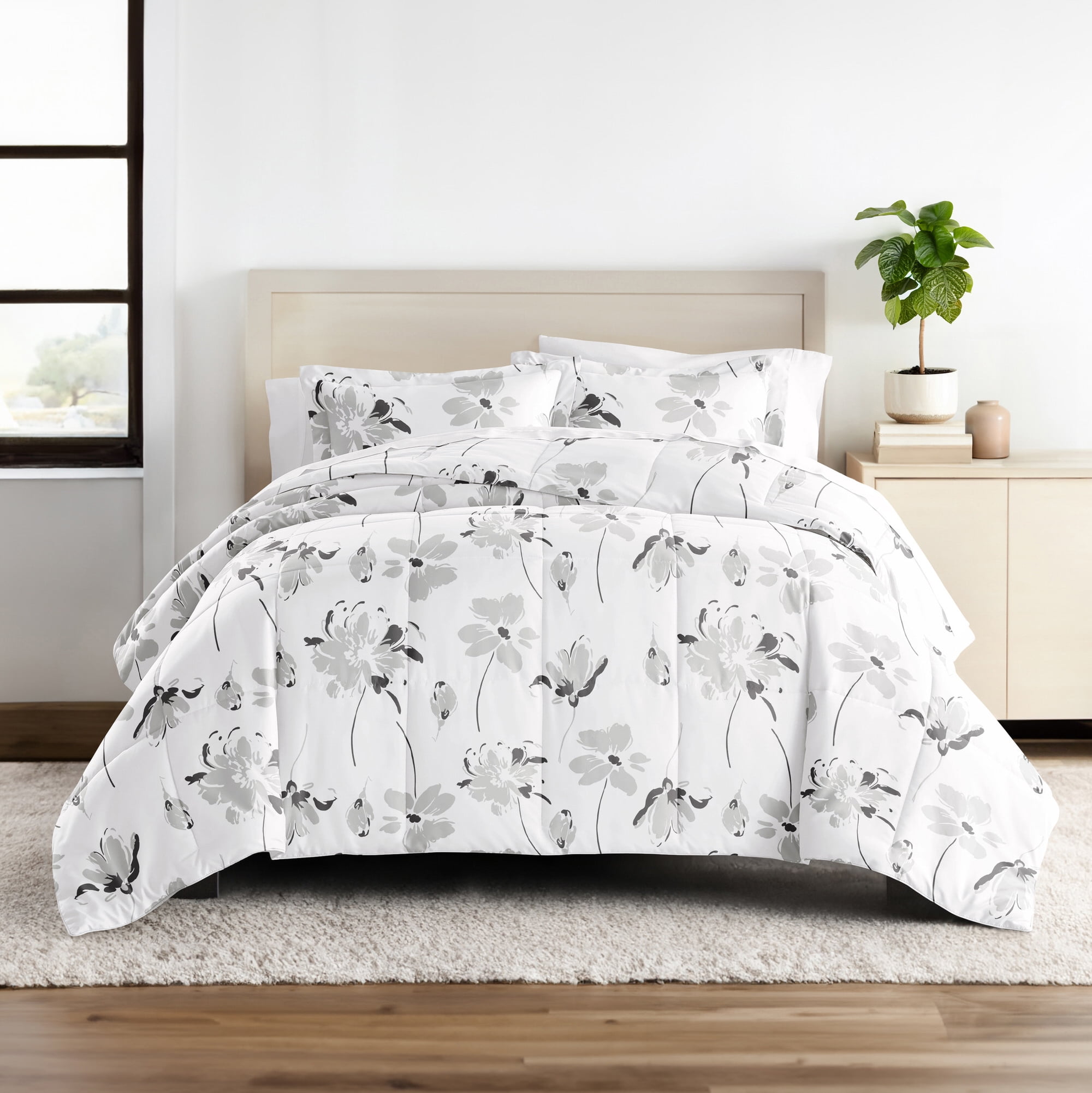 All Season Ultra Soft Comforter Set Down-Alternative Bedding in Magnolia Floral for King/Cal King by Comfort Canopy