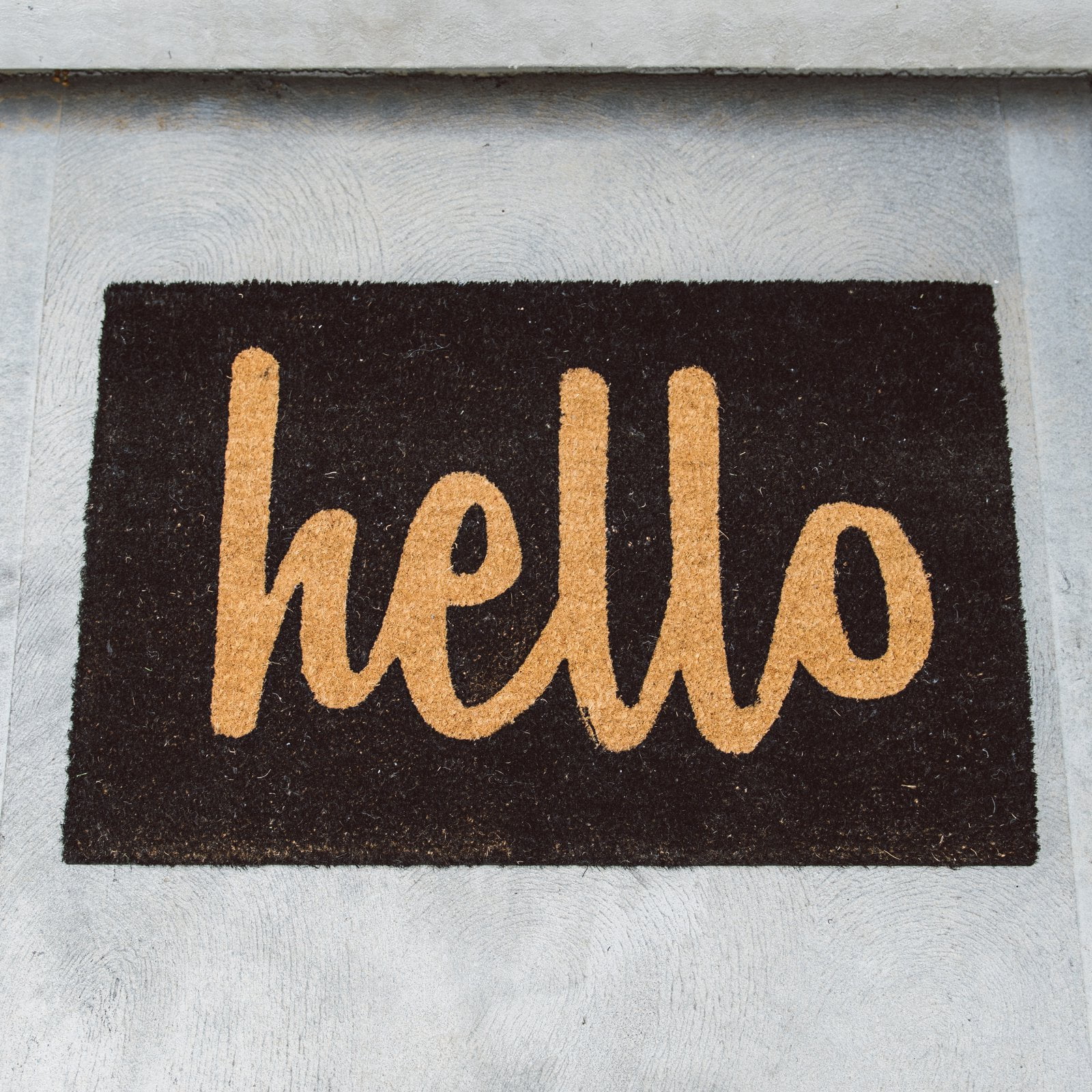 Calloway Mills Script Hello Outdoor Coir Doormat, 24" x 36"