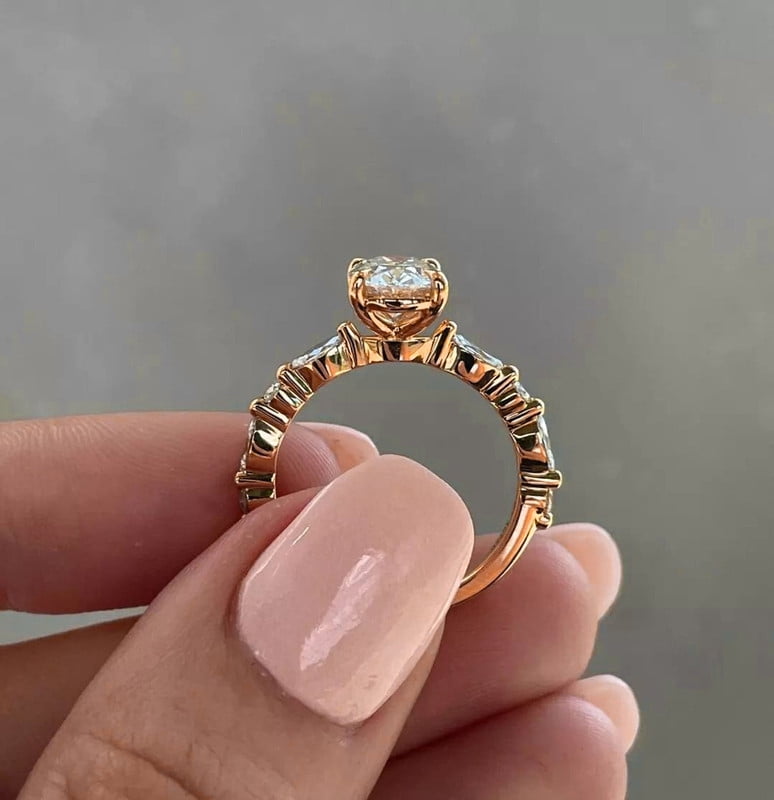 solitaire jewels 1.5CT Oval Moissanite Hidden Halo Engagement Ring For Women, 18K Rose Gold