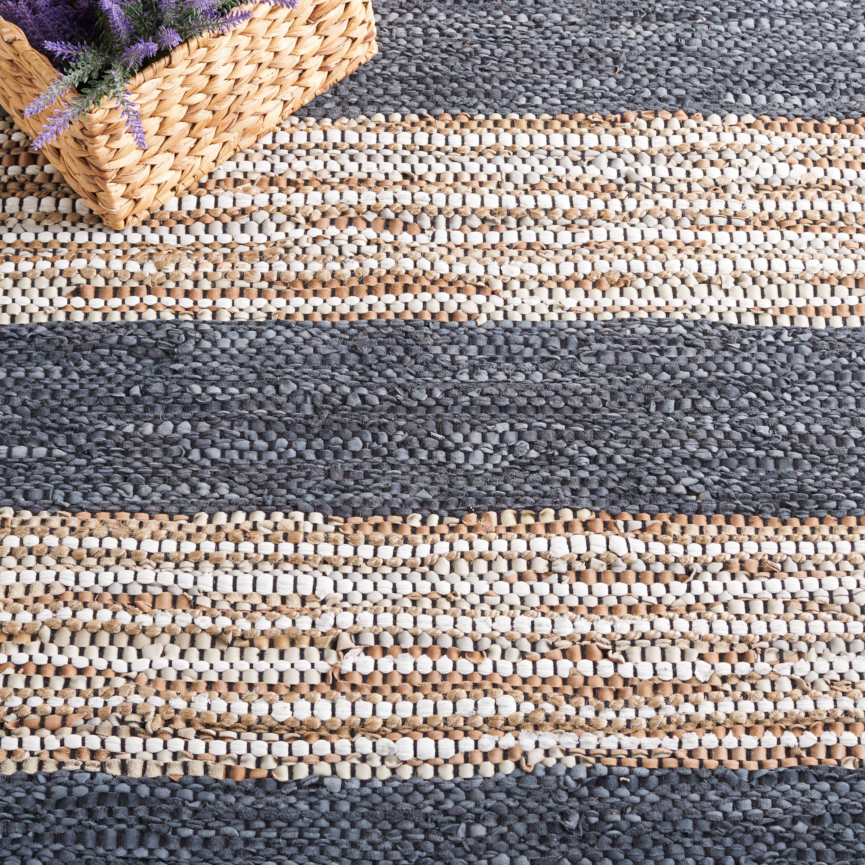 SAFAVIEH Vintage Leather Henley Striped Area Rug, Dark Grey/Natural, 4' x 6'
