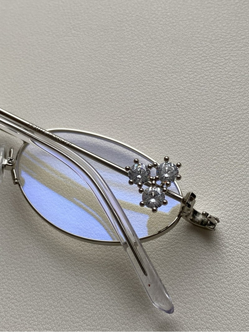 Gentle Monster Carat 02 Oval Sunglasses in Silver Metal - Walmart.com