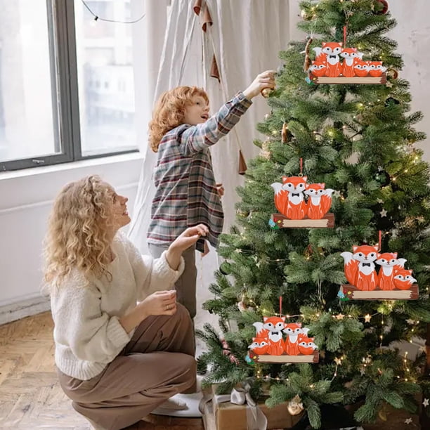 Xihbxyly Adorno para Árbol de Navidad, Decoración Navideña Única, Artesanía de Resina, Diseño de Zorro Festivo, Duradero y Ligero, Perfecto para Decorar El Árbol o El Hogar, Regalo Ideal de Navidad,