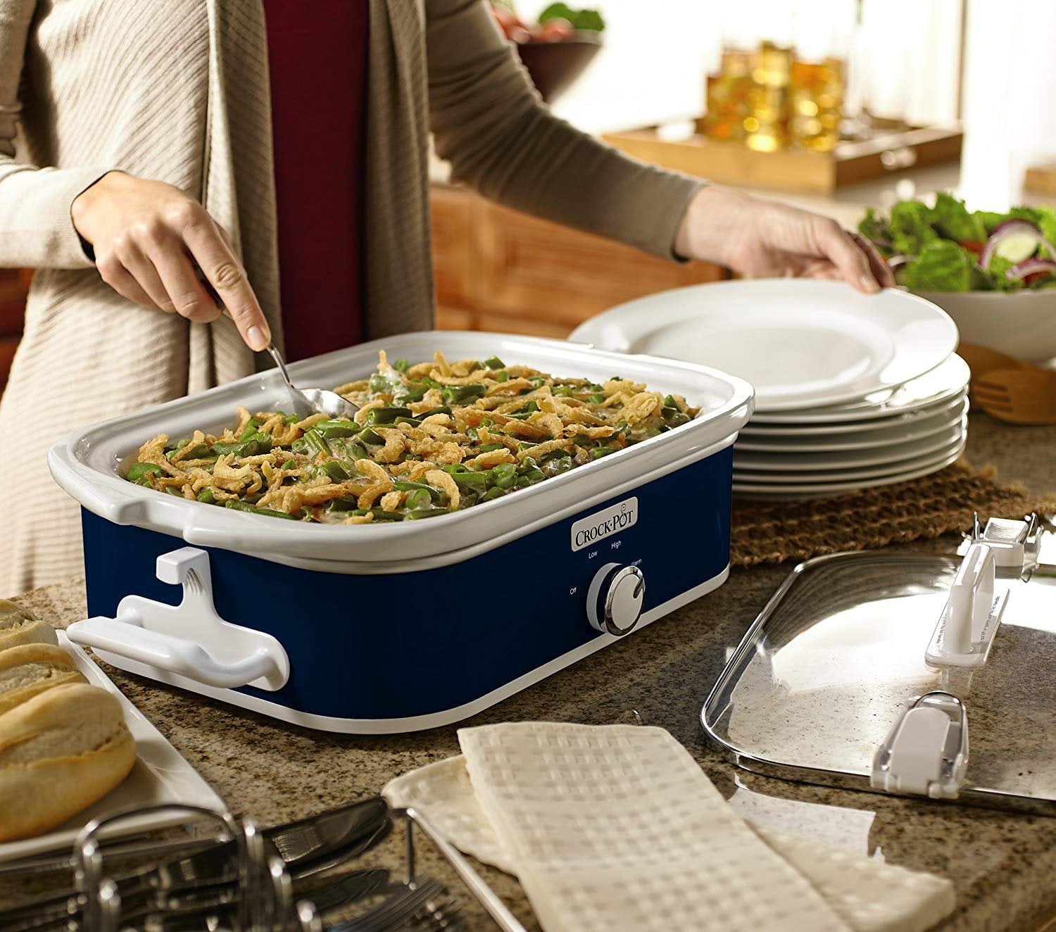 Crock-Pot Small 3.5 Quart Manual Casserole Slow Cooker and Food Warmer,  Navy Blue (SCCPCCM350-BL)
