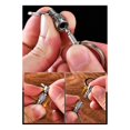 thumbnail image 1 of Llavero de aleación de titanio Cierre de resorte de alta gama Mini hebilla de anillo giratorio universal para automóvil Líneas verticales [Color primario], 1 of 5