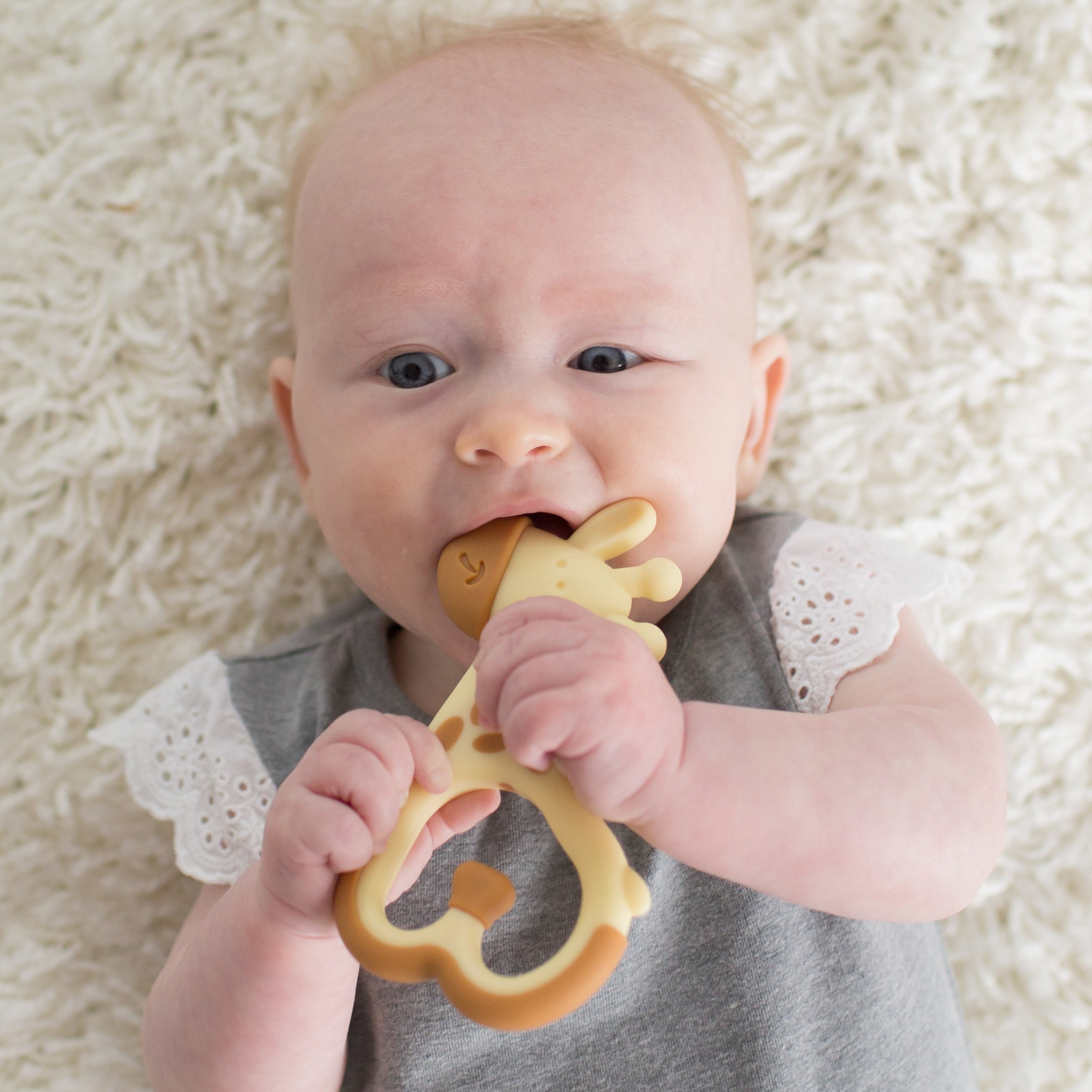 Dr. Brown's Giraffe Massaging Baby Teether for Ages 3 Months and up, Pediatric Dentist Designed, 1-Pack
