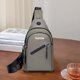 thumbnail image 4 of Xihbxyly Bolsa de Pecho con Cremallera Inclinada, Impermeable, para Deportes Al Aire Libre, Correa Ajustable, Bolsillos de Acceso Rápido, Poliéster Cómodo, Ideal para Viajes, Running, Uso Informal, T, 4 of 7