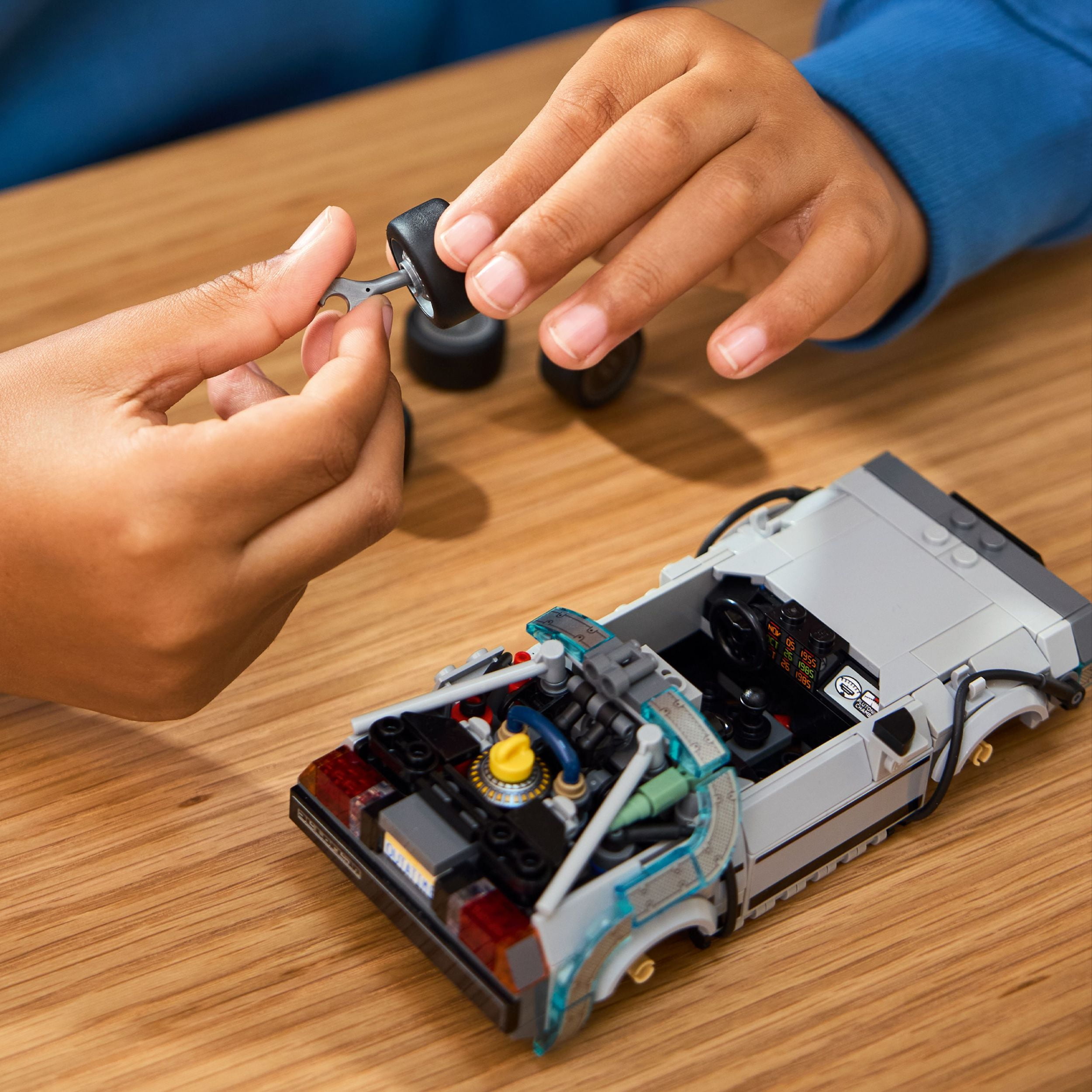 LEGO Speed Champions La Machine à Voyager dans le Temps de Retour vers le Futur 77256