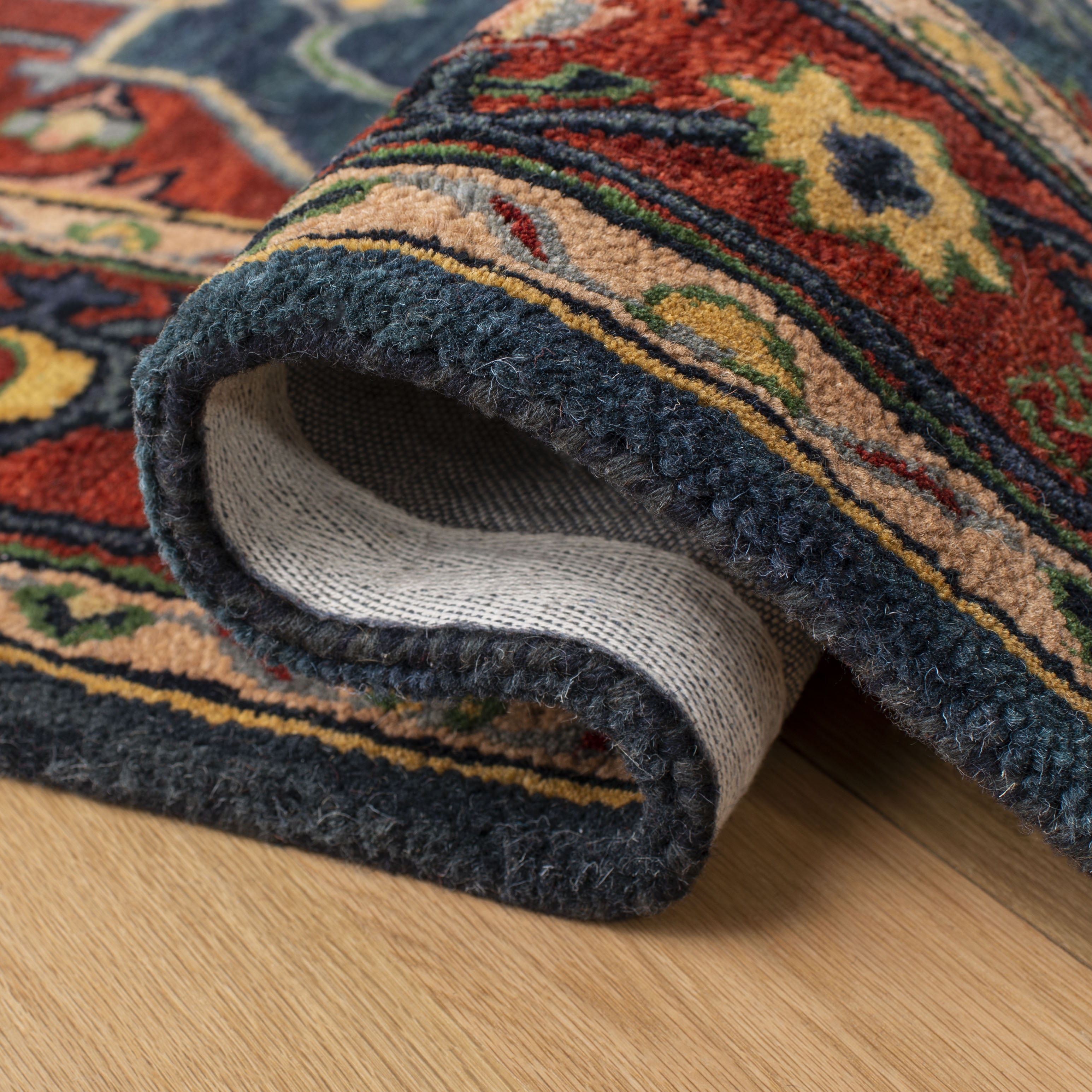Safavieh Heritage Billy Oriental Area Rug, Blue/Red, 6' x 6' Square