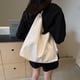 thumbnail image 2 of Bolso Hobo Elegante Hombro Retro PU para Mujer Diario, 2 of 9