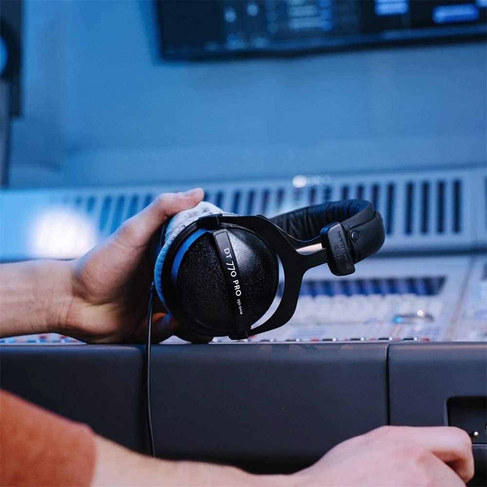 Beyerdynamic DT 770 PRO 250 Ohm Over-Ear Studio Headphones in Black for Studio Use - image 4 of 6
