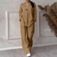 thumbnail image 2 of Conjunto informal de dos piezas para mujer: camisa de manga larga y pantalones de cintura alta - Camisa de color liso con botones, pantalones holgados con bolsillos, tallas S-XXL para todas las oca, 2 of 5