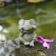 thumbnail image 4 of Estatua de rana para decoración de jardín al aire libre | Figura de resina con luz LED solar | Adorno de jardín pintado a mano a prueba de agua | Eficiencia energética | Acento de estanque de patio, 4 of 7