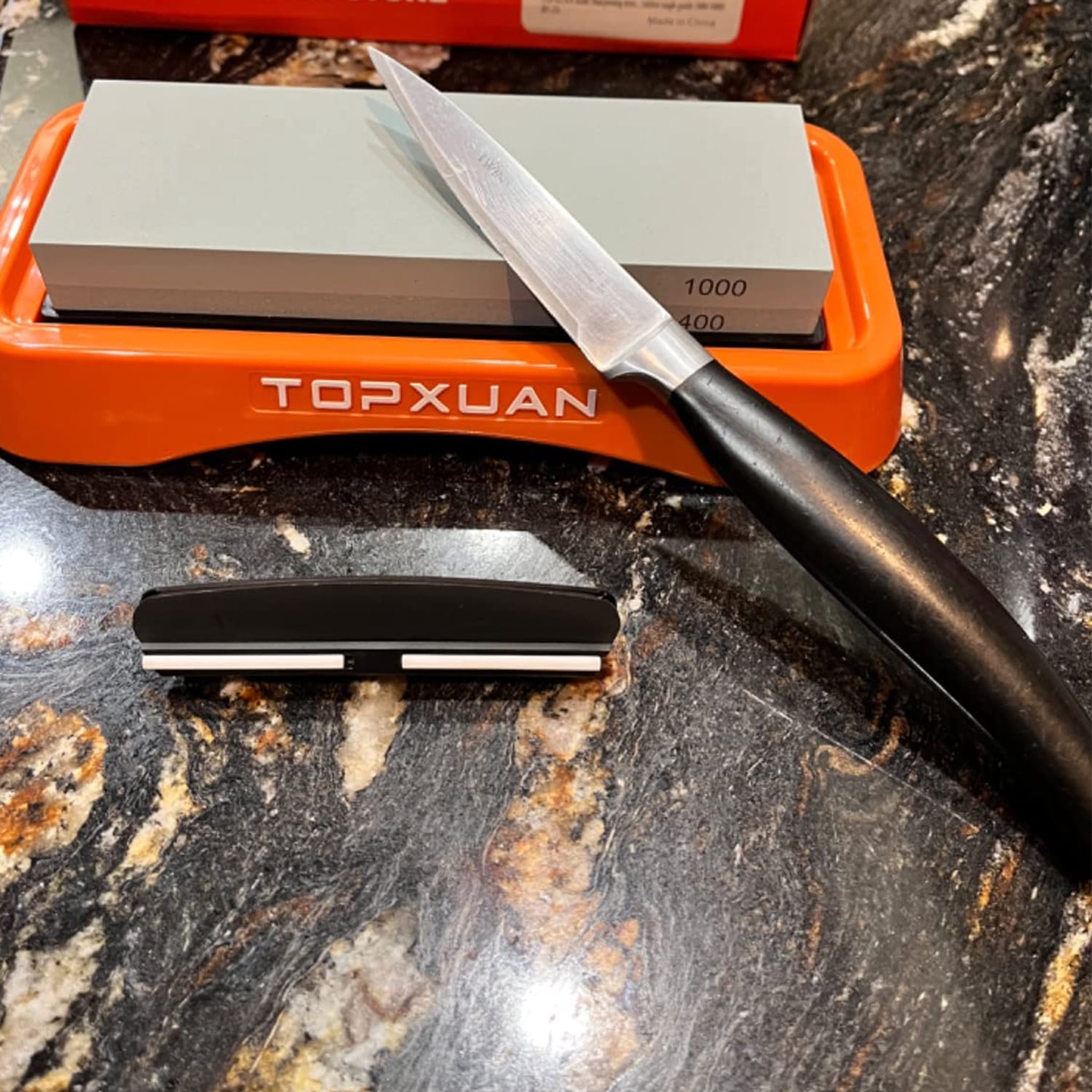 TOPXUAN Knife Sharpening Stone Sided 400/1000 Grit sharpener Waterstone,Professional Kitchen Whetstone with Orange Plastic Base, Non-slip Rubber and Angle Guide