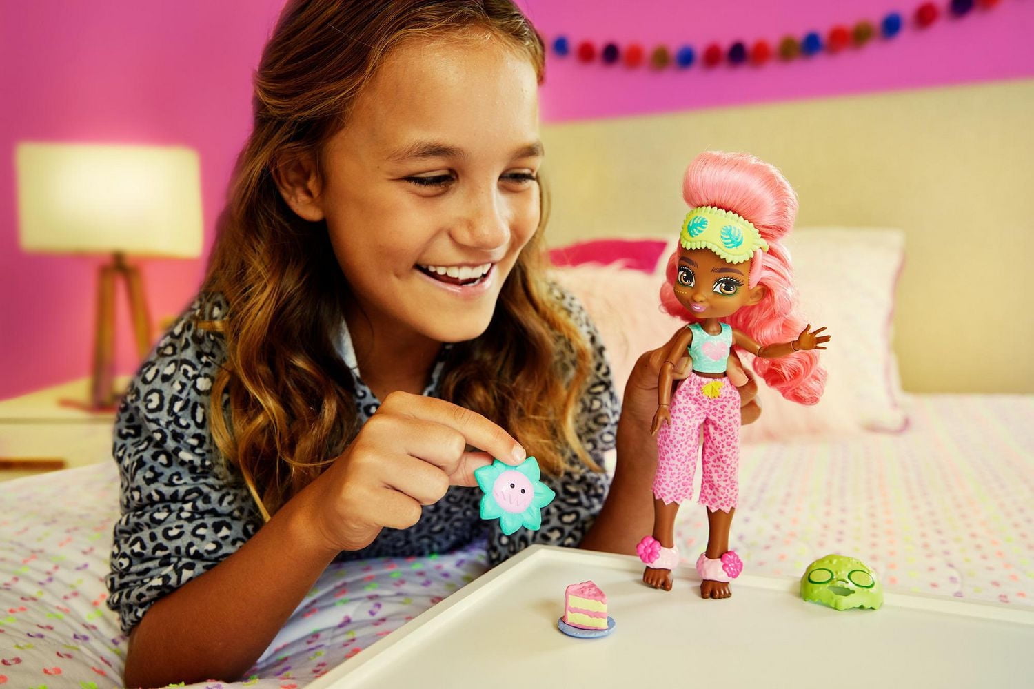 Poupée Fernessa Soirée Pyjama Cavernastique Club des Cavernes