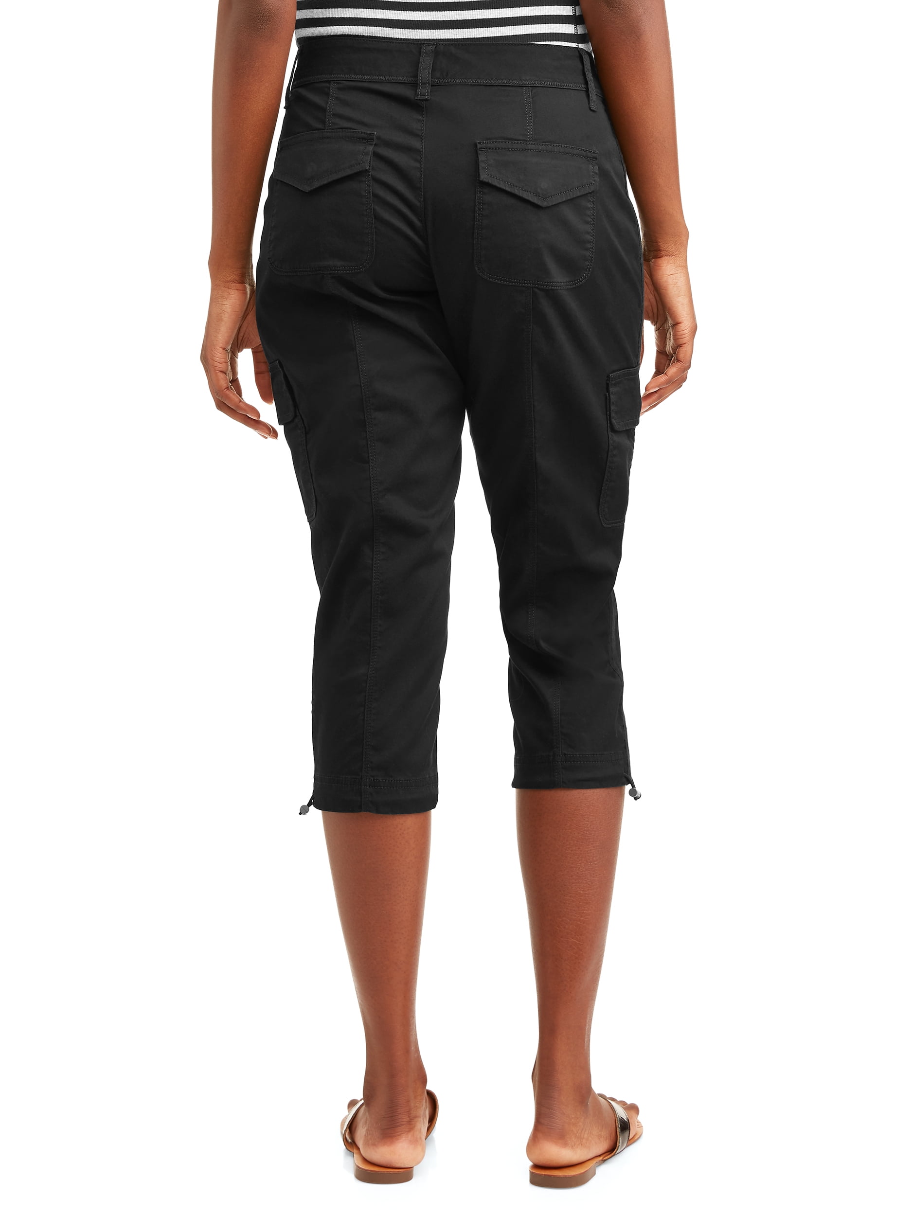 white cargo capri pants