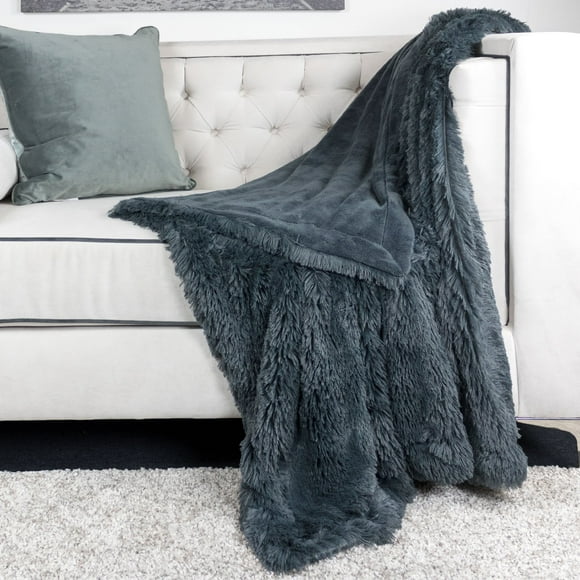 Homey Cozy Couverture Jetée en Fausse Fourrure et Flanelle Gris Métal, Couverture en Molleton Shaggy Super Douce Duveteuse Légère en Laine Peluche pour Sofa Canapé Plancher Décoratif, 50"x60 Pouces