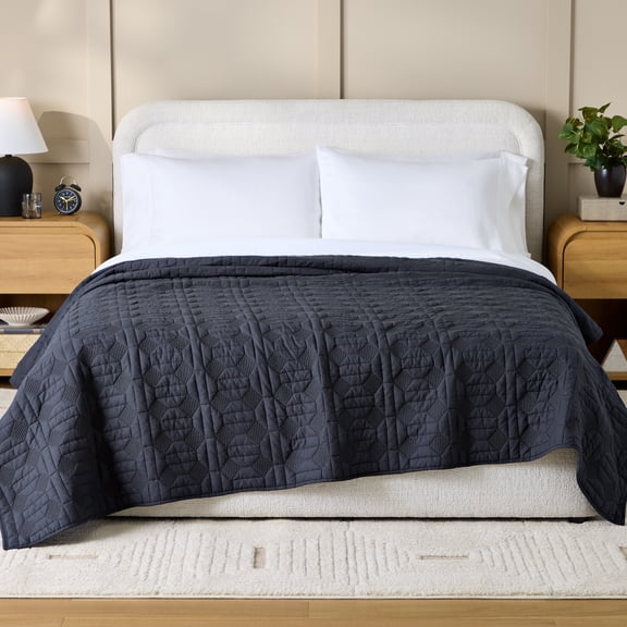 Better Homes & Gardens Crafted Geo Cotton Quilt, Dark Grey, Full/Queen Bedding, All Ages