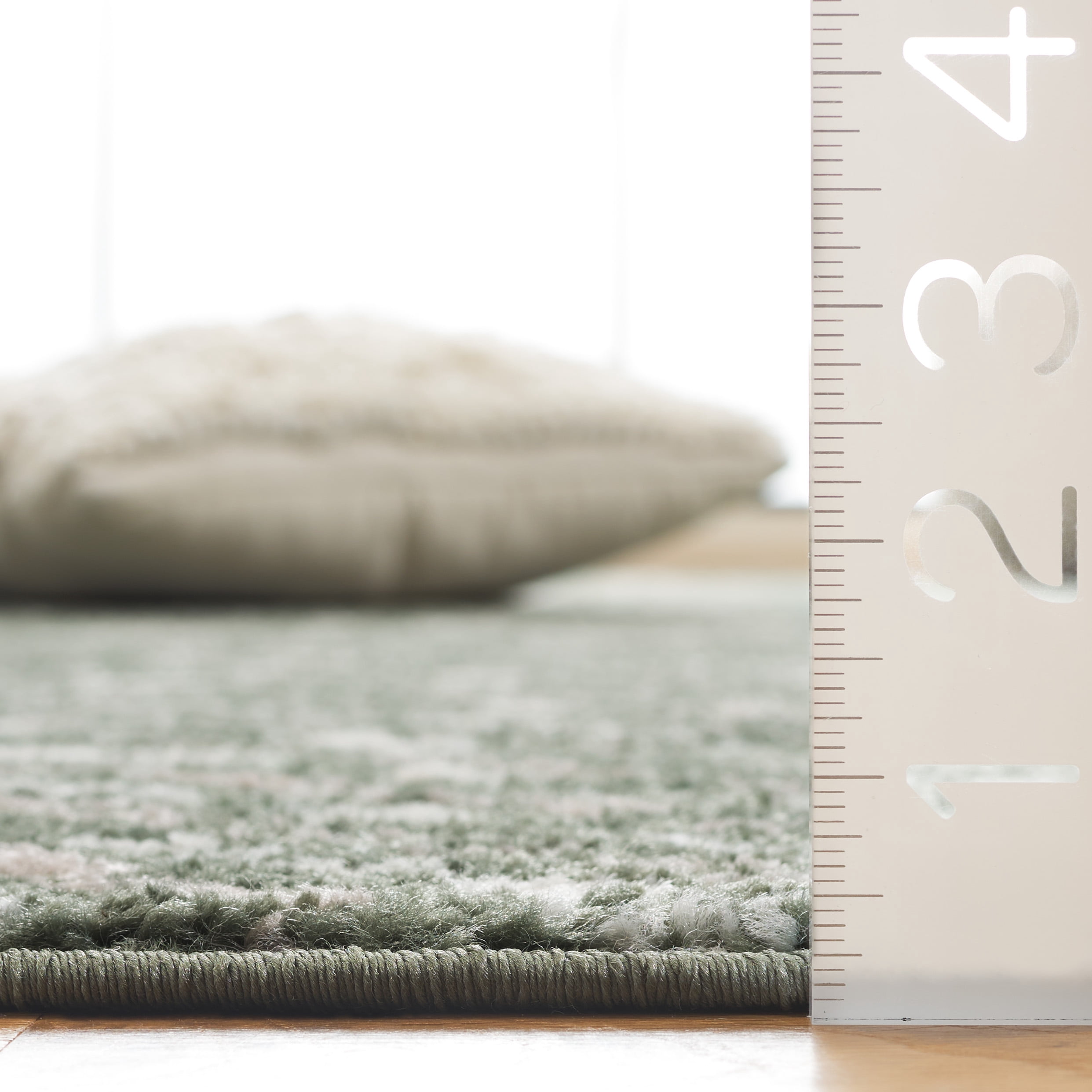 SAFAVIEH Adirondack Altan Striped Area Rug, Dark Green/Ivory, 4' x 6'