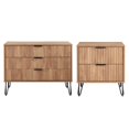 thumbnail image 1 of Pemberly Row Commode Standard à 3 Tiroirs 2 Pcs et Table de Nuit 2.0 en Brun Doré, 1 of 13