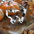 thumbnail image 2 of Juego de cortadores de galletas de Halloween: juego de cortadores de galletas de acero inoxidable con forma de calabaza, fantasma, murciélago y gato para decoraciones de fiesta de comida de Halloween, 2 of 5