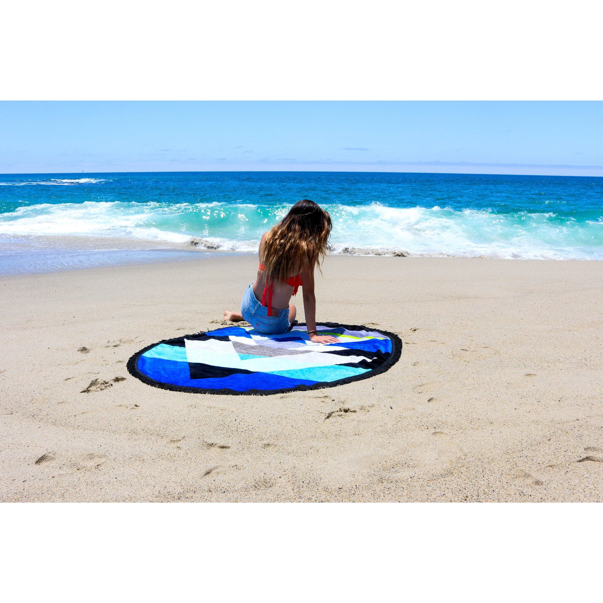 Blue & Black Sierra Round Beach Towel