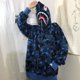 thumbnail image 2 of Chaqueta camuflaje con capucha tiburón moda urbana otoño-invierno estilo hip-hop holgada unisex para parejaspangjing, 2 of 4