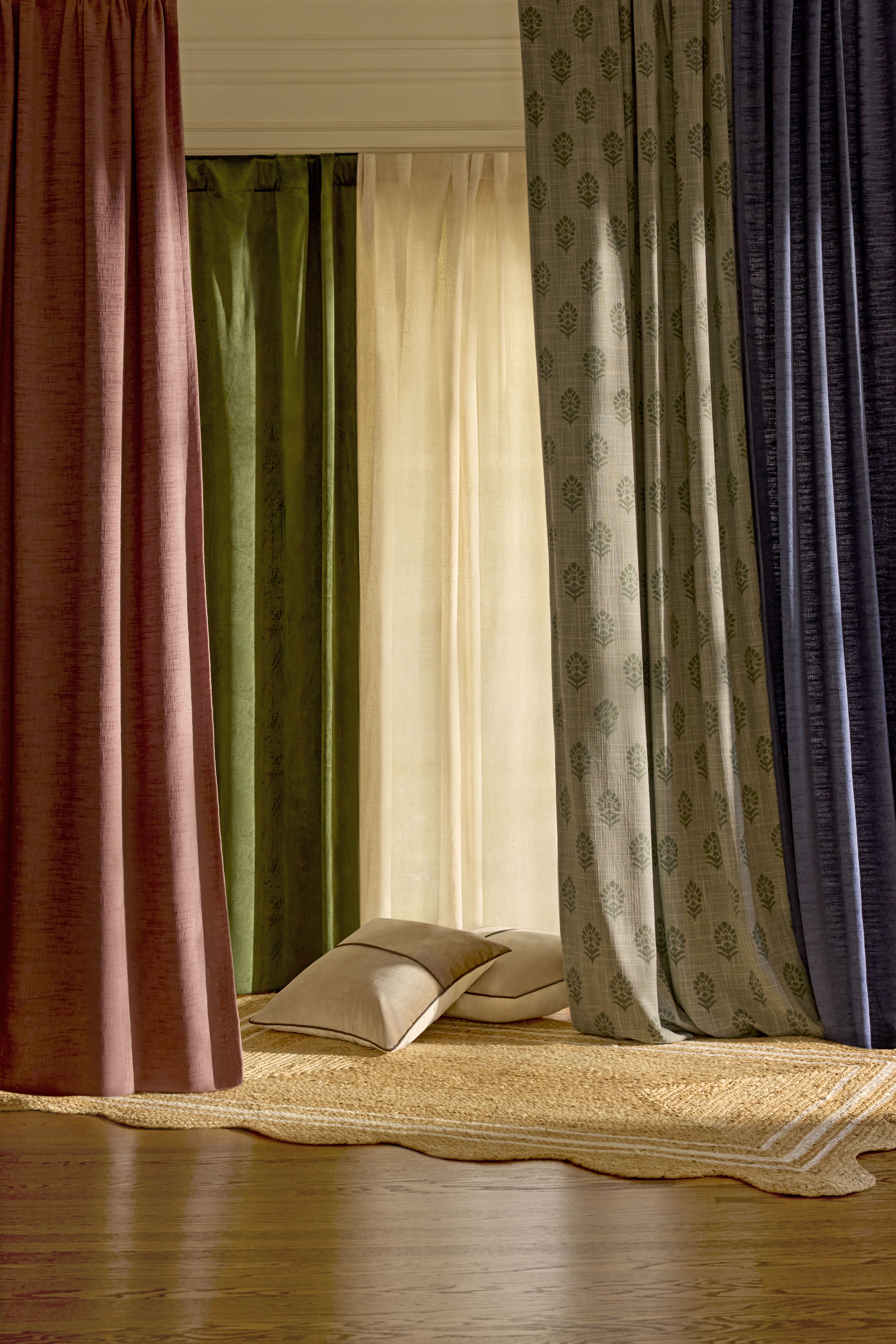 Better Homes & Gardens Textured Chenille Blackout Single Curtain Panel, Violet Gem, 50 in W x 108 in L