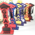 thumbnail image 1 of Xihbxyly Adorno de Madera para La Temporada de Graduación, Madera Natural, Artesanía Exquisita, Diseño Multifuncional, Regalo para Graduados, Decoración Del Hogar, Celebración de Graduación 2025, 1 J, 1 of 7
