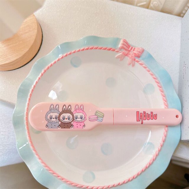 Lindo Labubu peine de pelo plegable Anime dibujos animados Labubu moda portátil masaje peluquería flequillo peine niñas regalos de vacaciones